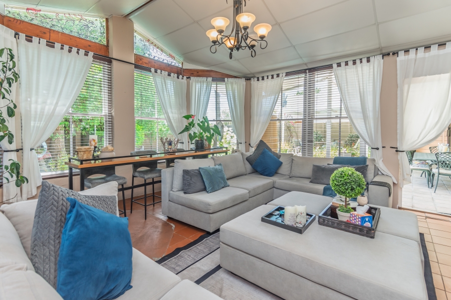 4 Bedroom Property for Sale in Claremont Western Cape